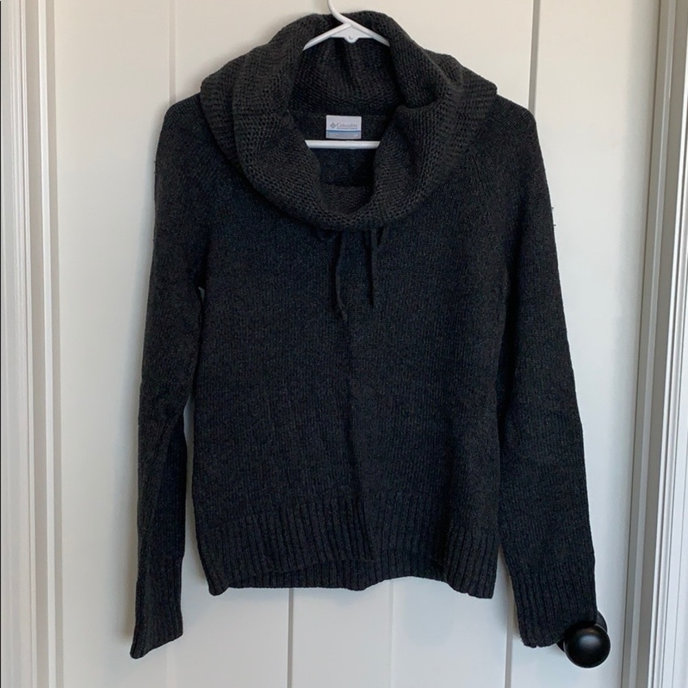 Columbia sweater